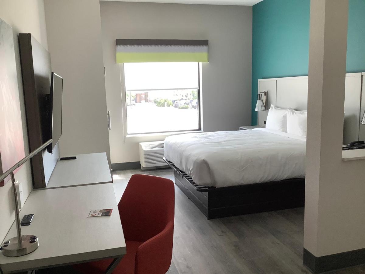 Comfort Suites Colorado Springs East - Medical Center Area Exteriér fotografie