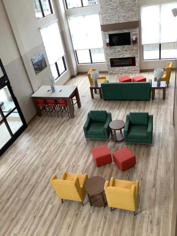 Comfort Suites Colorado Springs East - Medical Center Area Exteriér fotografie