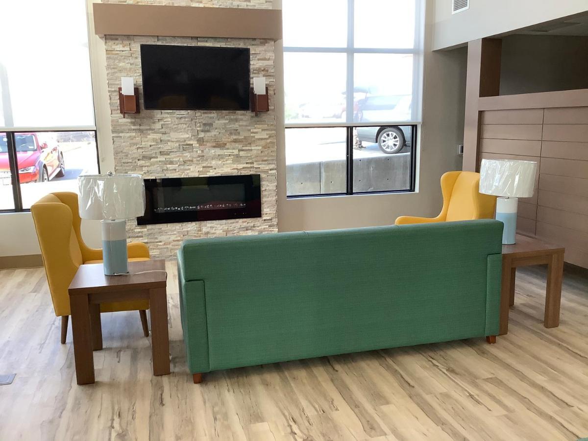 Comfort Suites Colorado Springs East - Medical Center Area Exteriér fotografie