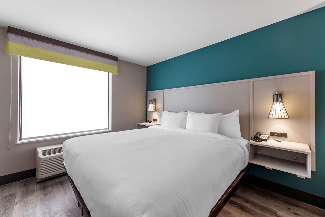 Comfort Suites Colorado Springs East - Medical Center Area Exteriér fotografie