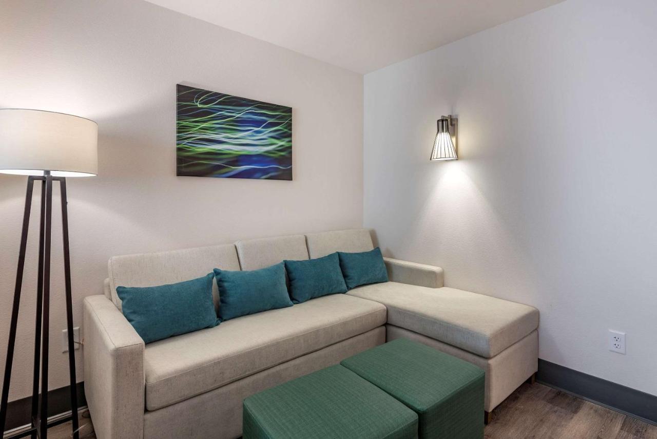 Comfort Suites Colorado Springs East - Medical Center Area Exteriér fotografie