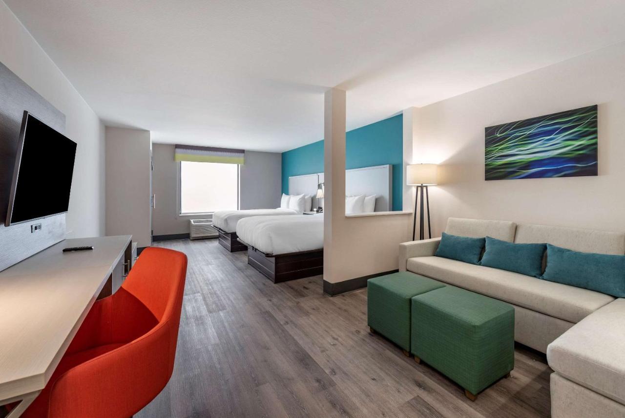 Comfort Suites Colorado Springs East - Medical Center Area Exteriér fotografie