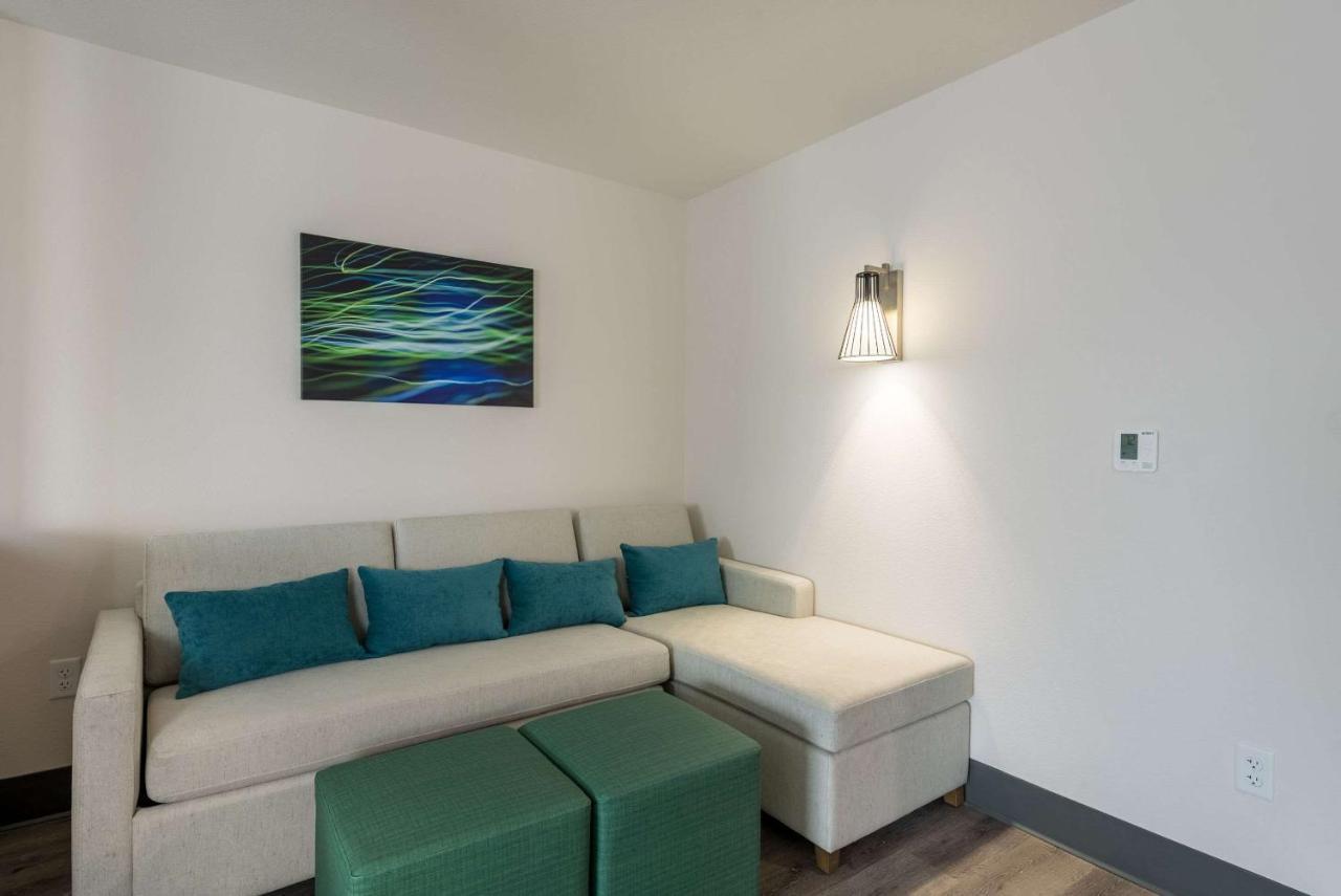 Comfort Suites Colorado Springs East - Medical Center Area Exteriér fotografie