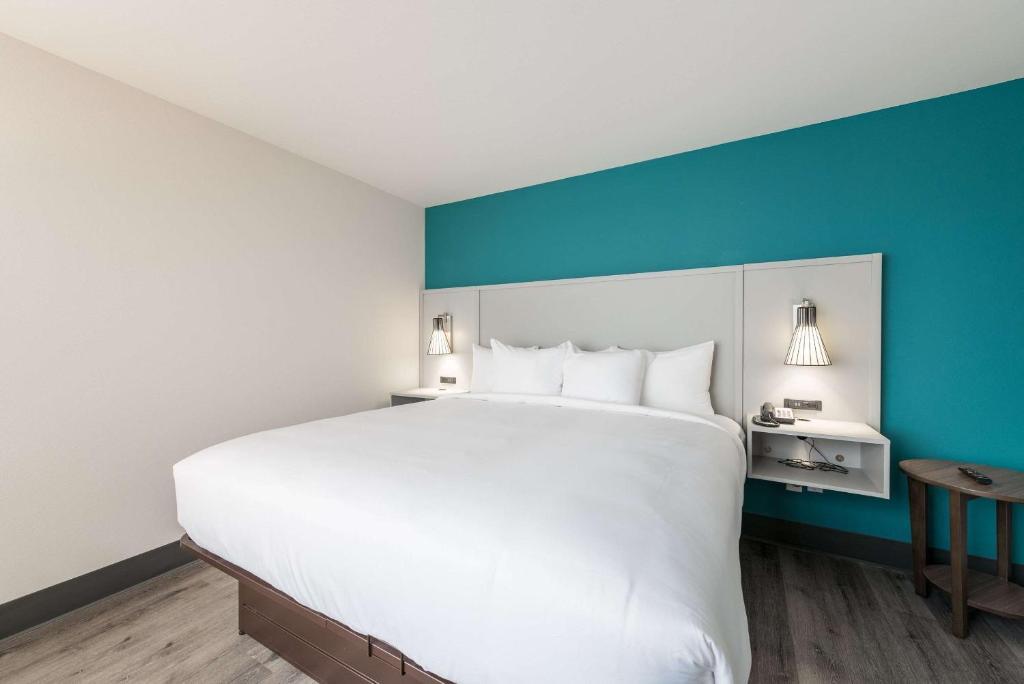Comfort Suites Colorado Springs East - Medical Center Area Exteriér fotografie