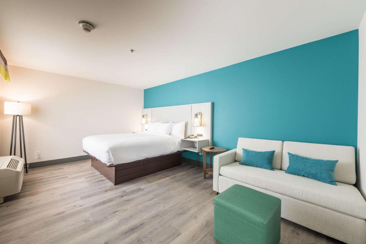 Comfort Suites Colorado Springs East - Medical Center Area Exteriér fotografie