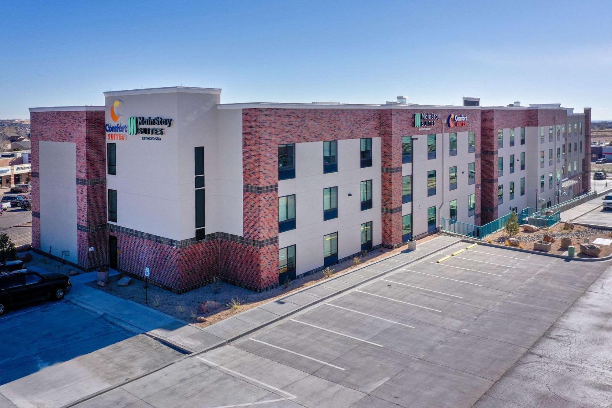 Comfort Suites Colorado Springs East - Medical Center Area Exteriér fotografie